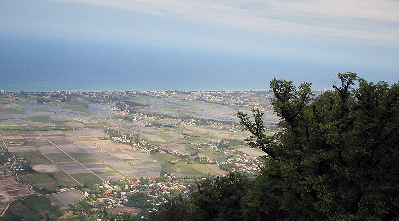 Source is http://commons.wikimedia.org/wiki/Image:Caspian_sea_from_namak_abrood.jpg
