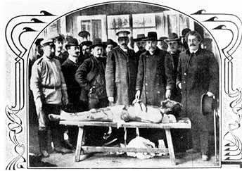 Source is www.trotsky-library.com/photo/02/gapon-corpse.jpg